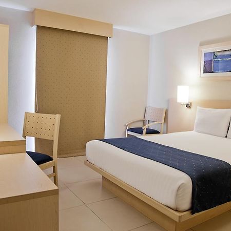 City Express Coatzacoalcos Esterno foto