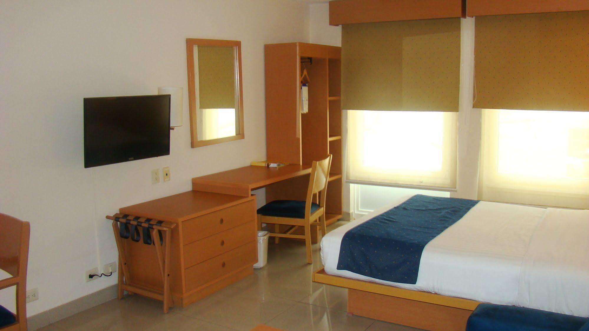 City Express Coatzacoalcos Esterno foto